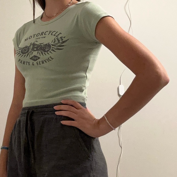 Battered motorcycle crop top - Picture 7 of 7